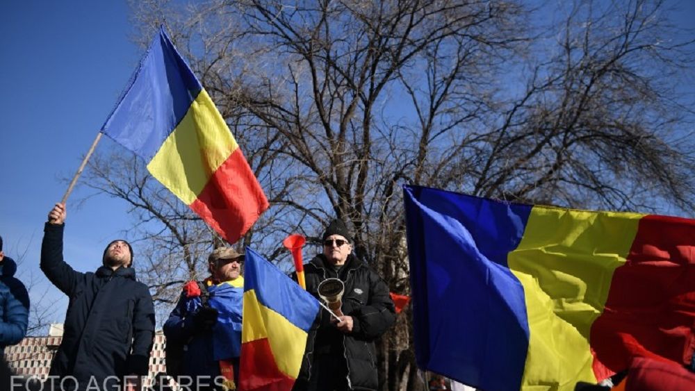 Protest București cu incidente: Mai multe obiecte periculoase, găsite de jandarmi. Un bărbat a fost reținut