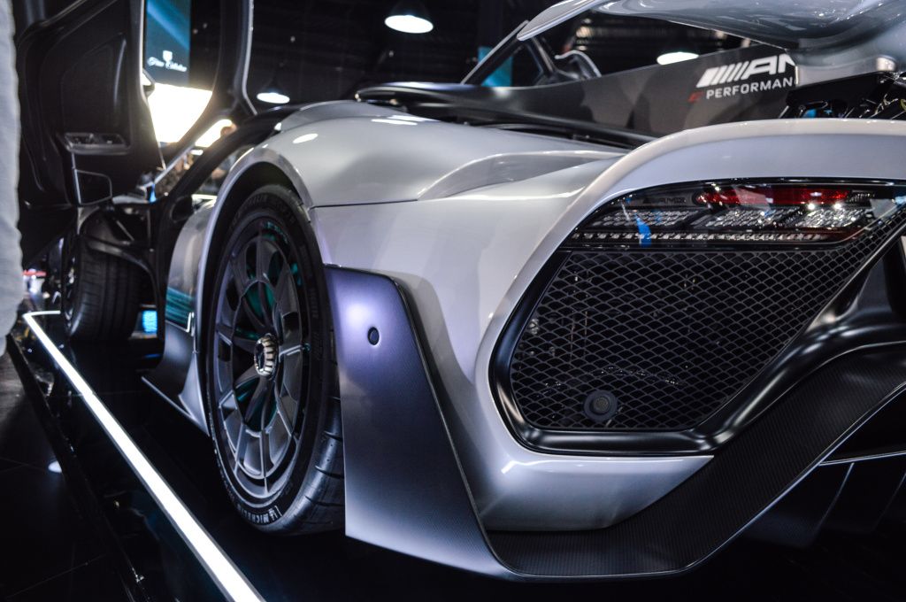 GALERIE FOTO | Cea mai nouă mașină din colecția lui Țiriac, un Mercedes-AMG One - Imagine 15