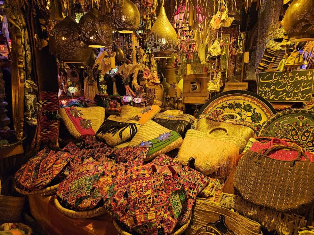 [GALERIE FOTO] Sharm el Sheikh: Locul unde Marea Roșie îți taie răsuflarea și deșertul își d - Imagine 2