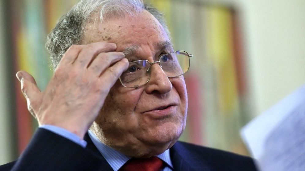 Spitalul Elias: Starea de sanatate a fostului presedinte Ion Iliescu este stabila. Ramane internat