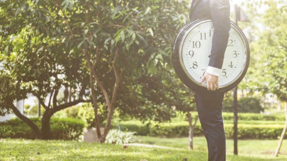 Unde să te angajezi dacă vrei o zi în plus de weekend. Companiile din România care oferă 4 zile de lucru pe săptămână