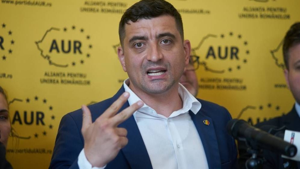 Simion acuză Raiffeisen că nu a ajutat economia după ce a preluat Banca Agricolă