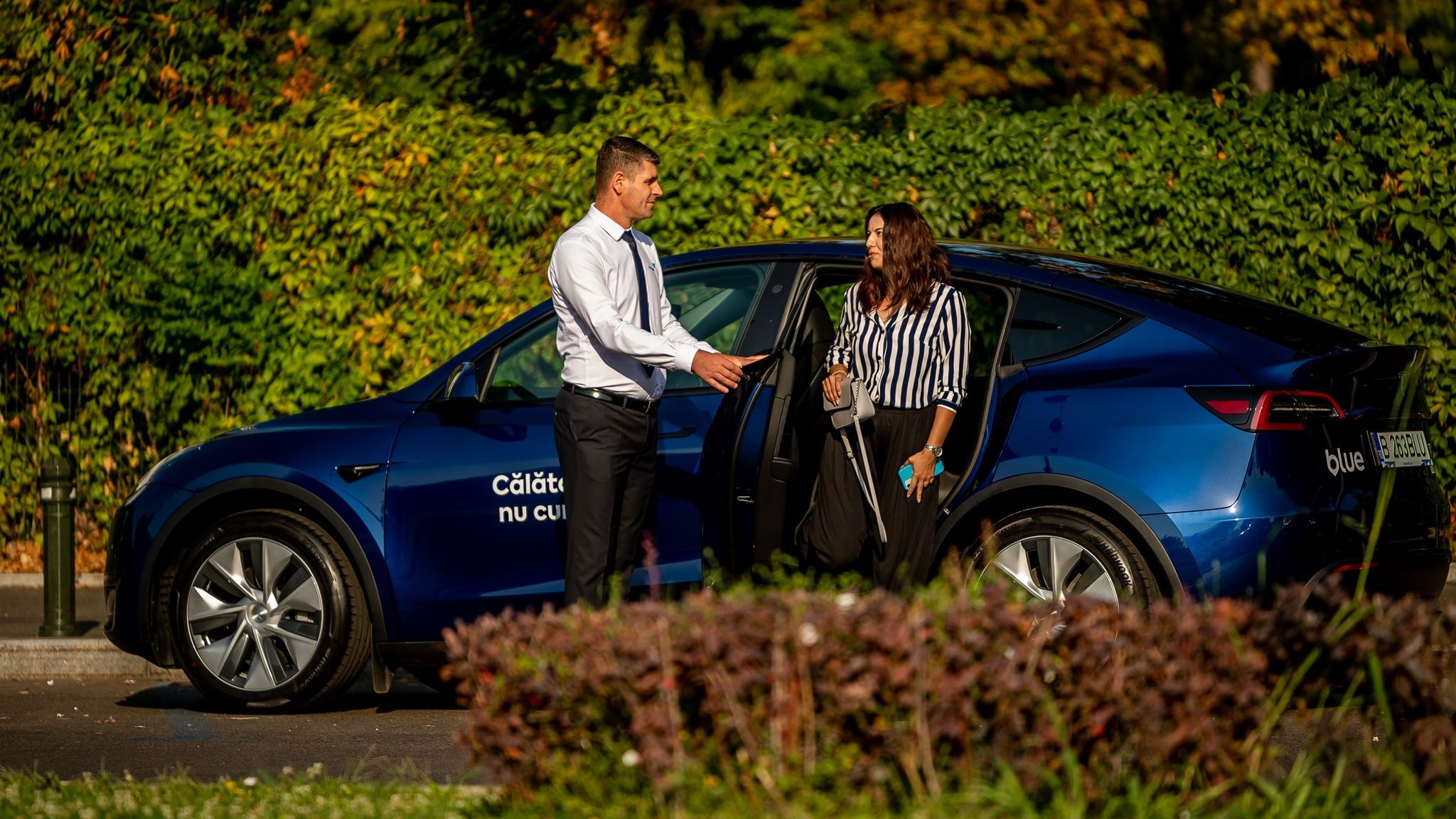Autonom lansează noul serviciu de ride hailing Blue, care folosește doar mașini electrice
