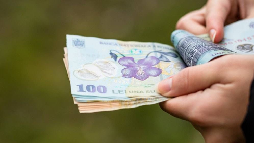 Salariile cresc timid în plin sezon al scumpirilor: Leafa medie a crescut la 5.539 lei