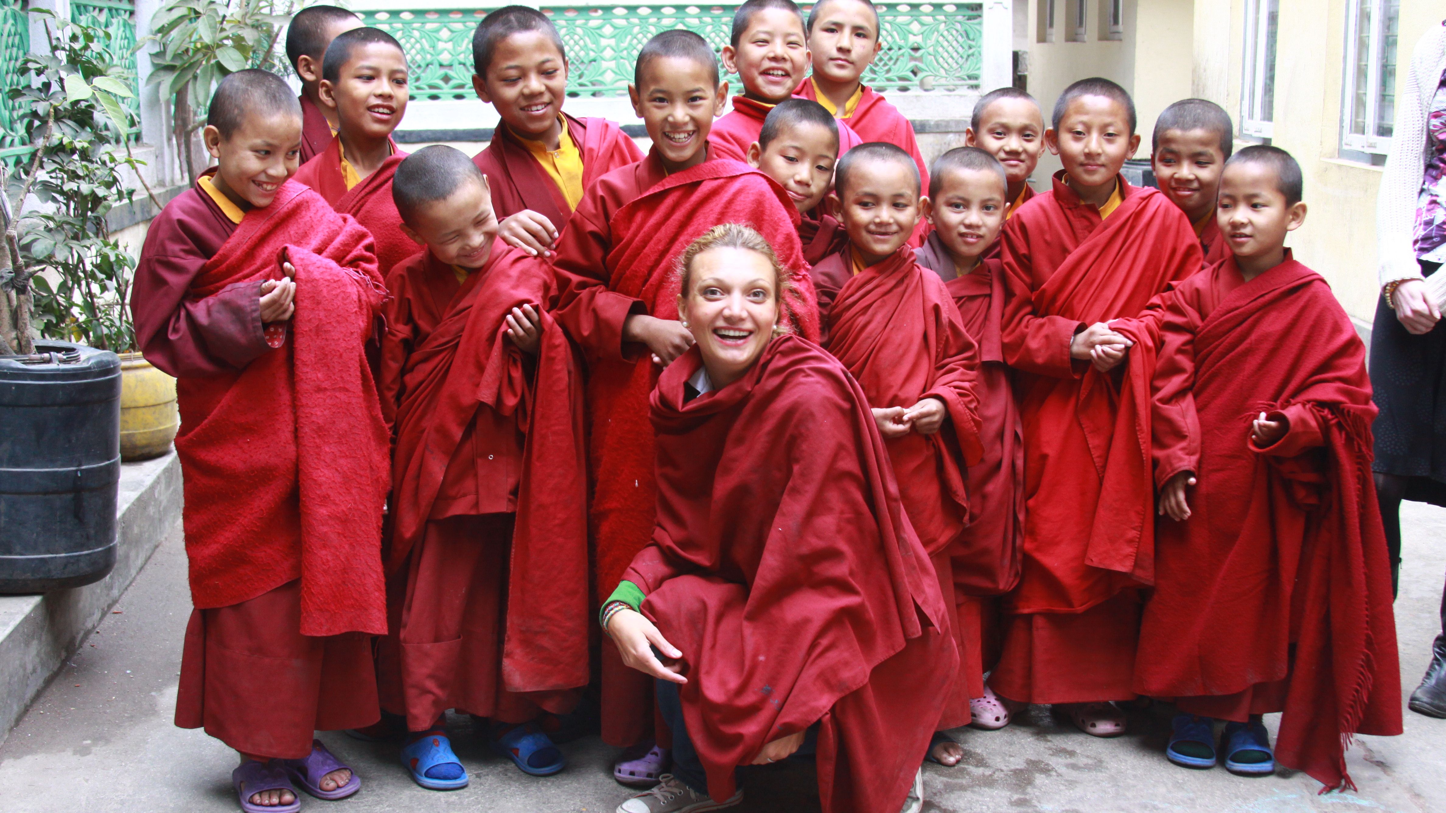 Povestea unui voluntar de profesie: cum arata lumea despre care nimeni nu vorbeste