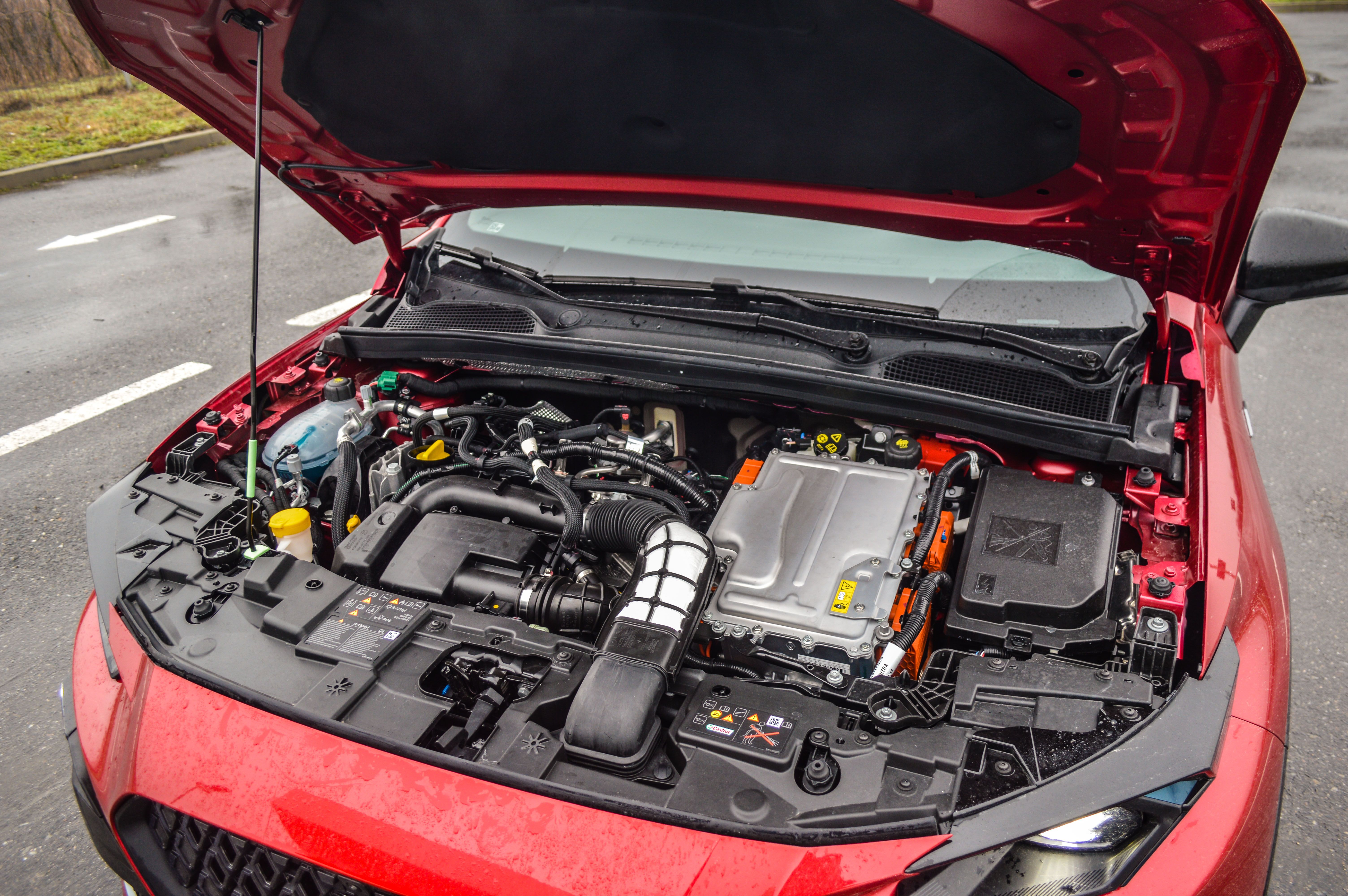 FOTO | Prim contact cu Renault Clio 6: Cât de bună este noua generație a best-sellerului francez - Poza 38