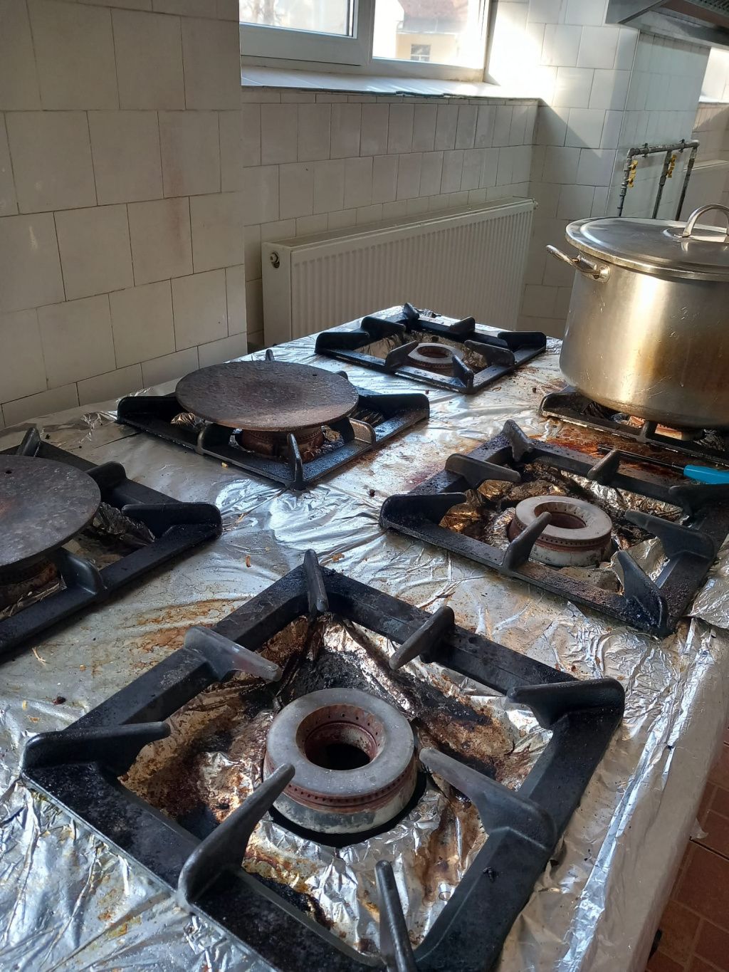 Piedone a luat la rând spitalele din București. Ce nereguli au fost găsite și ce amenzi s-au dat - Imagine 42