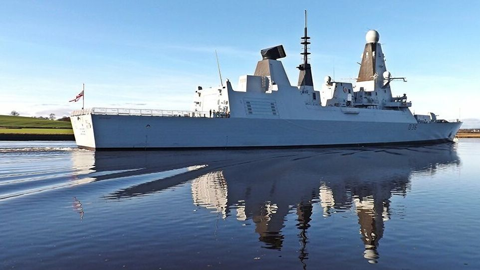 Incident armat în Marea Neagră - Rușii au tras către o navă britanică