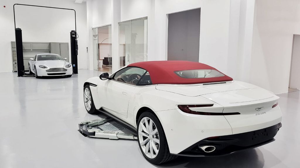 Aston Martin Bucuresti - Imagine 13