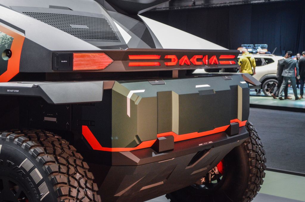 GALERIE FOTO | Dakar: Cum vrea Dacia să uimească și cât crede că va vinde dacă va câștiga - Imagine 15