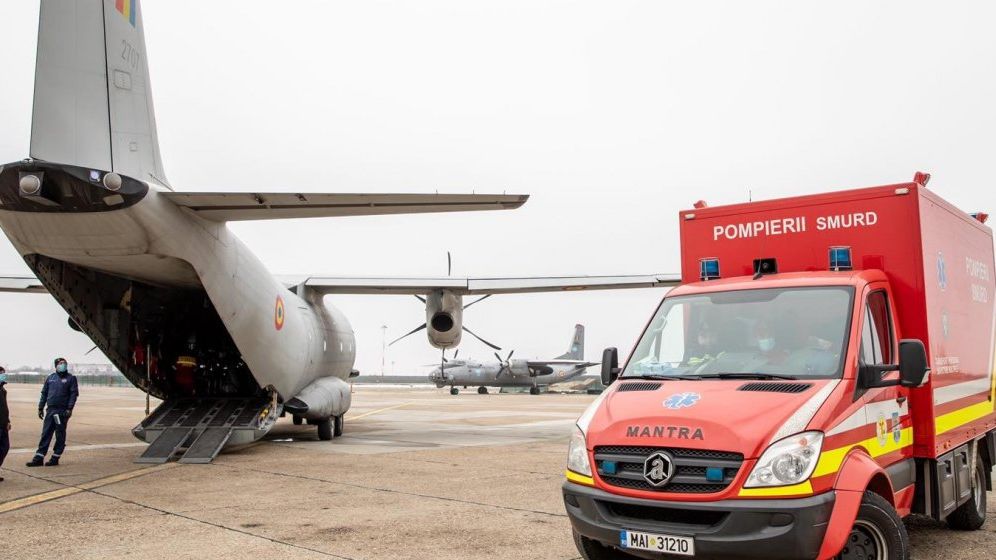 Soția pacientului transferat târziu în Belgia acuză: În România se calcă pe cadavre