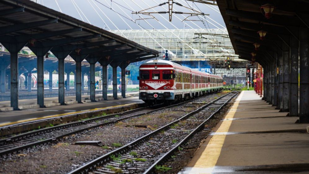 CFR: Circulația trenurilor pe ruta București – Constanța a fost reluată
