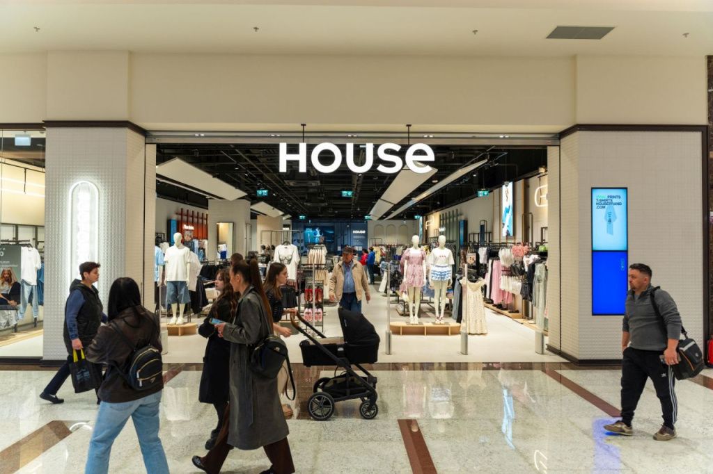 FOTO | Iulius Mall Suceava s-a deschis în varianta extinsă, după o investiție de 40 mil. euro - Imagine 5