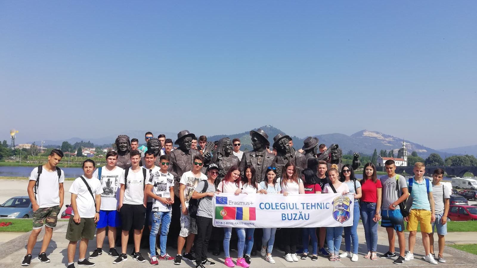 Un colegiu din Buzau a castigat fonduri europene de un milion de euro si trimite elevii in practica in Portugalia