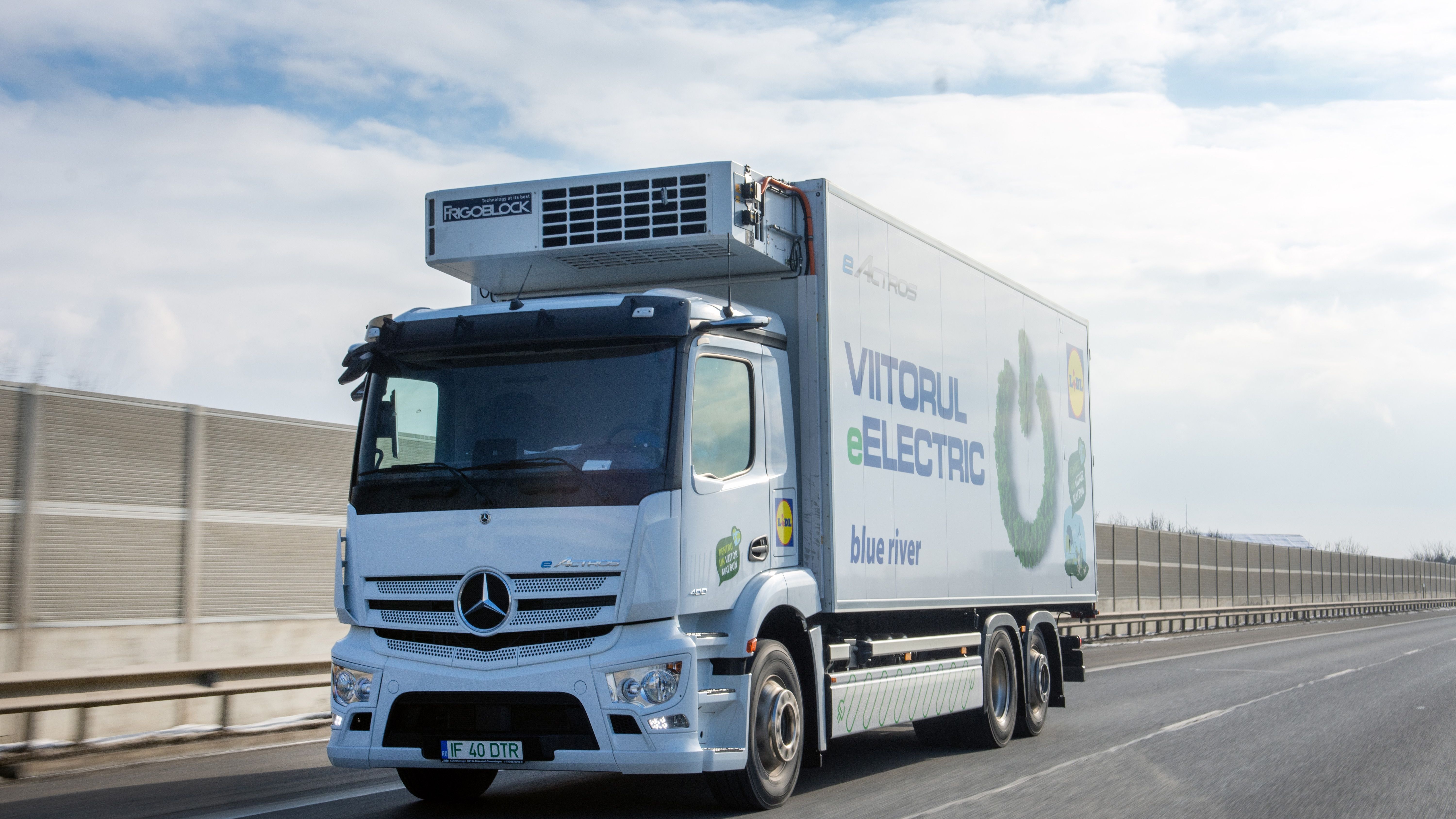 Blue River și Lidl aleg calea mobilității electrice, au achiziționat primul Mercedes-Benz eActros 400
