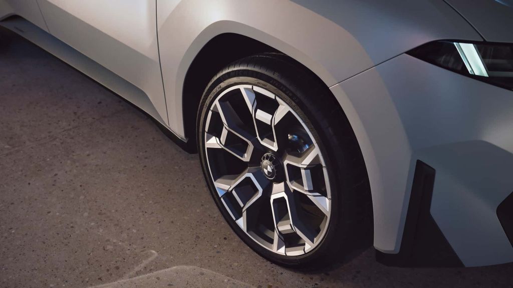 GALERIE FOTO | BMW Neue Klasse SUV, văzut fără camuflaj cu mult timp înaintea lansării - Imagine 8