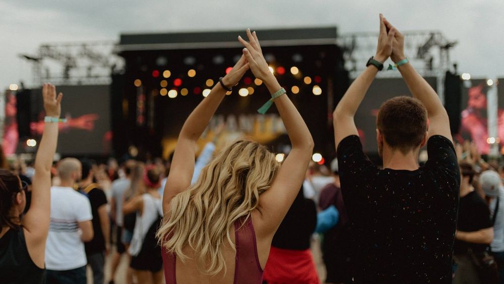 Pandemia riscă să pună la zid și anul acesta festivalurile de muzică. Cum se pregătesc Electric Castle, Untold, Neversea și Afterhills pentru ediția din 2021