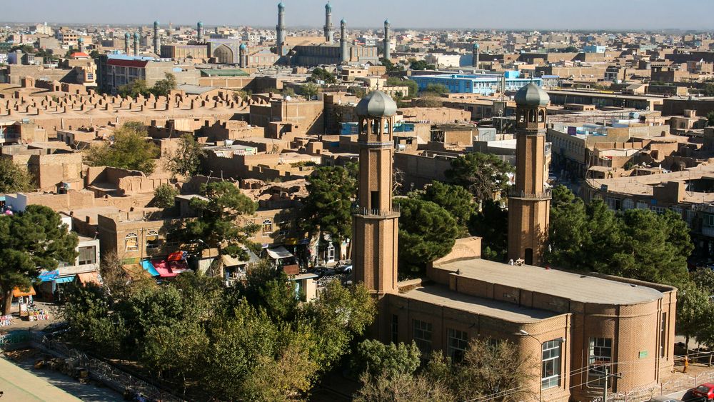 Talibanii au cucerit şi Herat, al treilea oraş al Afganistanului