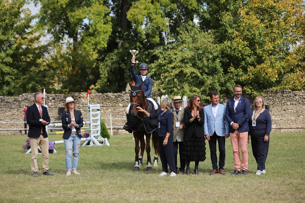 Karpatia Horse Show 2026: călăreții români au dominat podiumul la 2*, iar Turcia a câștigat Cupa Balcanică pe echipe