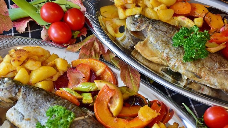 Din 2018, turistii vor putea manca bucate traditionale "ca la mama acasa", dupa infiintarea Punctelor Gastronomice Locale