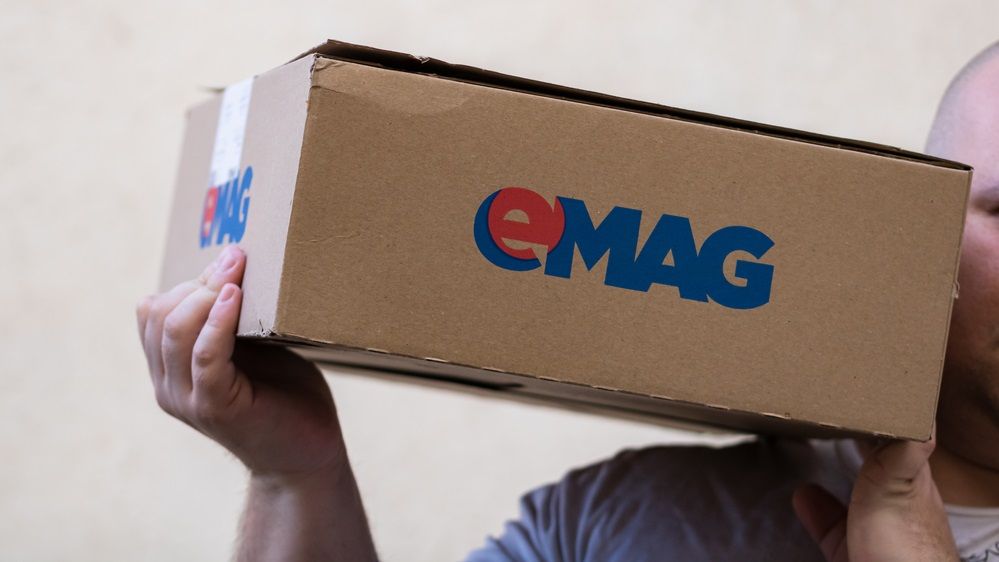 eMag Genius, promoție aniversară: Vouchere de 160 lei pentru clienți