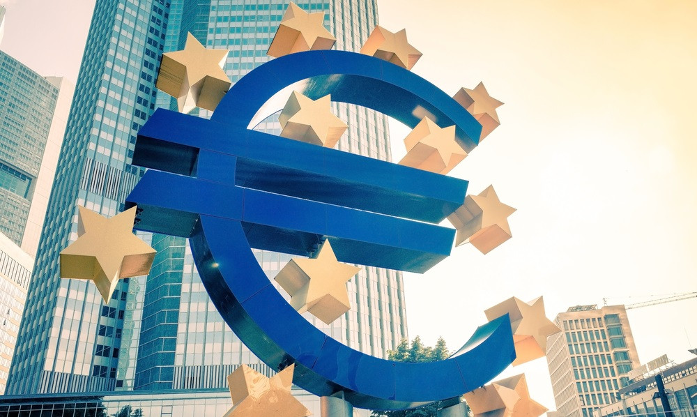 Dobânzile la euro cresc din nou. BCE majorează ratele și avertizează că inflația va rămâne ridicată
