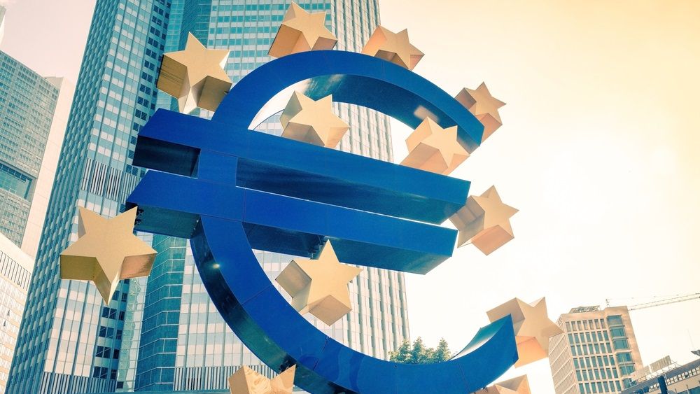 Dobânzile la euro cresc din nou. BCE majorează ratele și avertizează că inflația va rămâne ridicată