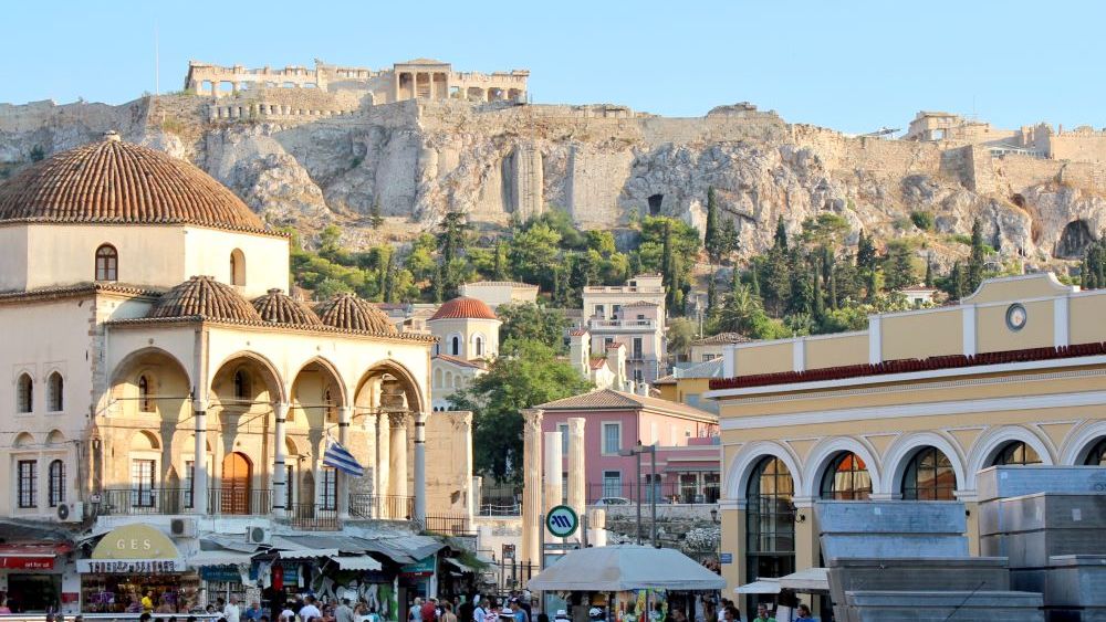 Primarul Atenei vrea să introducă o taxă turiștilor care vin doar pentru o zi în oraș