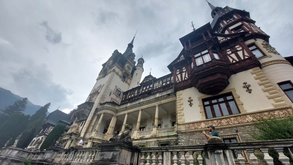 GALERIE FOTO | O vizită la Domeniul Regal Peleș. Cum arată șantierul noii unități de cazare ș - Imagine 92