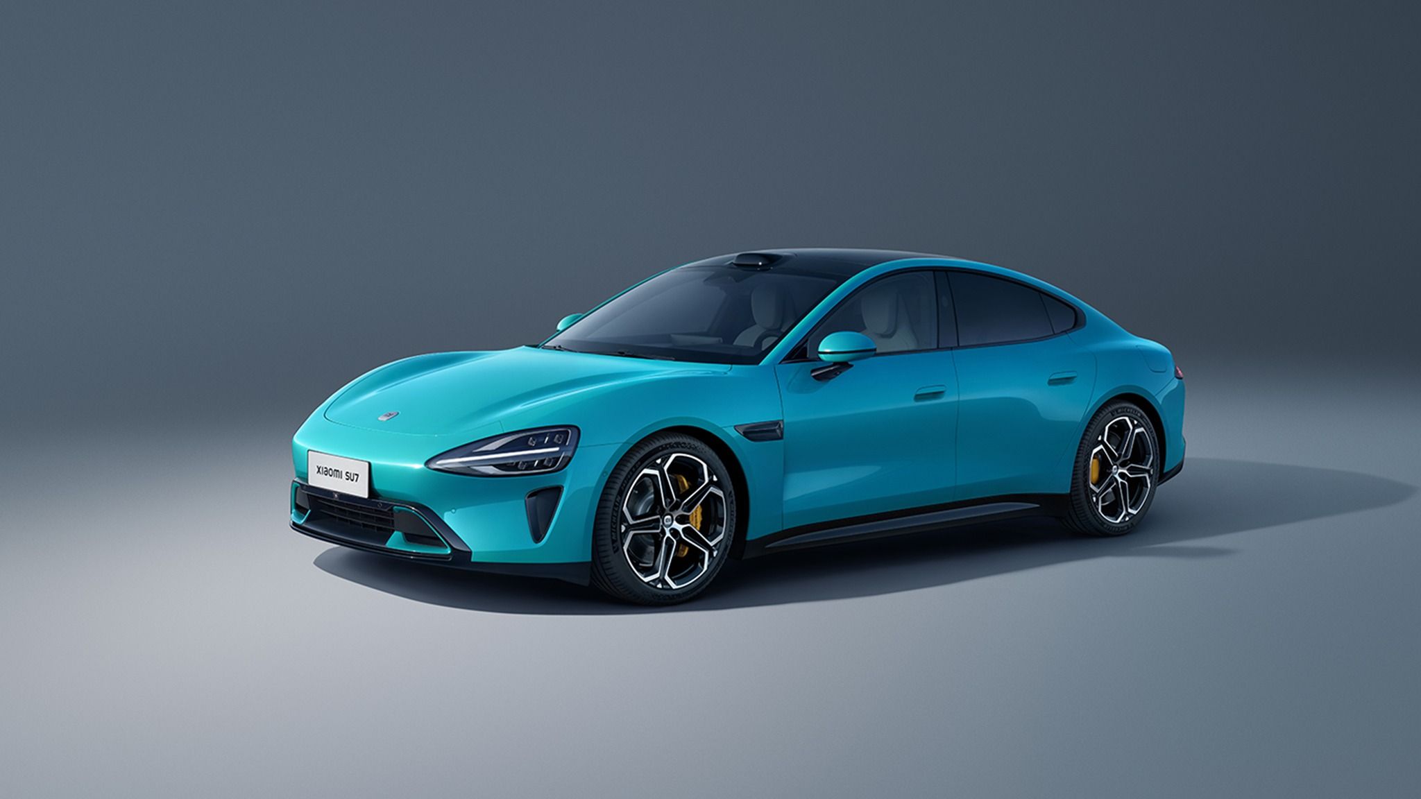 Xiaomi a prezentat oficial primul său model electric cu care speră să bată Porsche