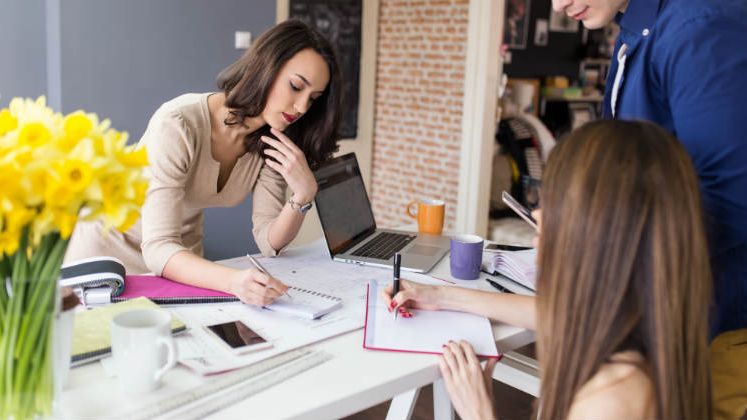 Millennials la serviciu. Cum rescriu ei regulile si de ce ii vor companiile