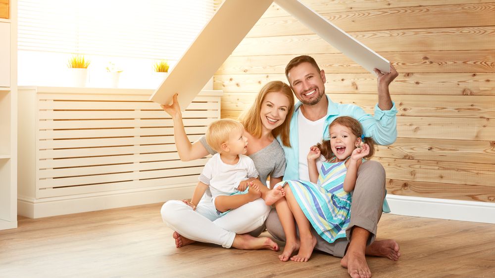 4 gadgeturi smart care îți protejează locuința în timpul vacanței