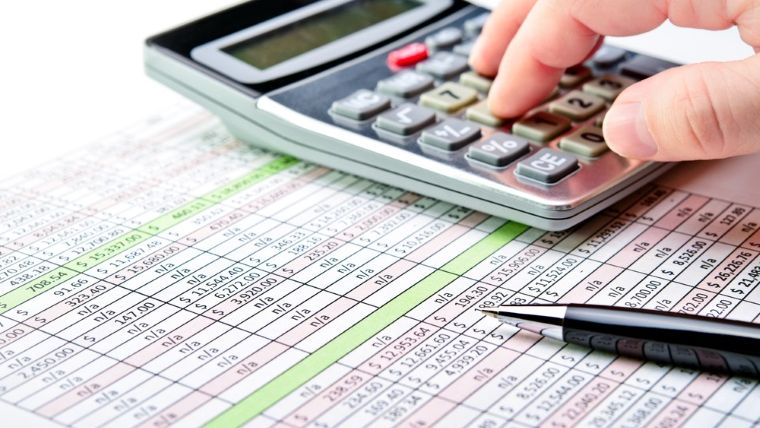 Telekom Romania: Noua taxa de 1% pentru Fondul Cinematografic este arbitrara, consultarea publica a fost insuficienta