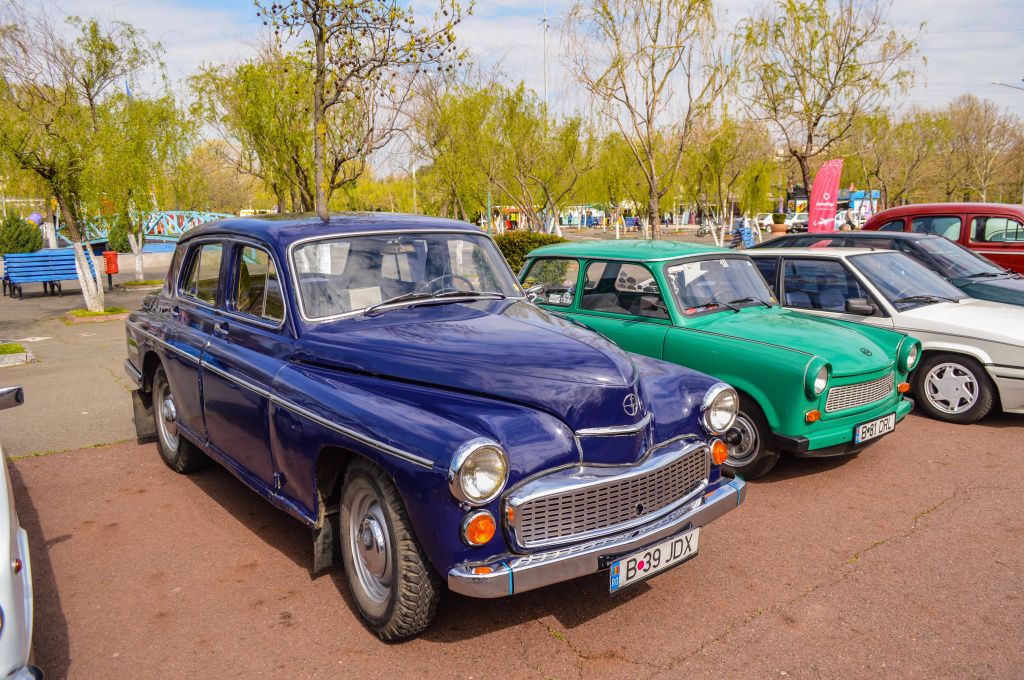 FOTO | Retroparada Primăverii: Ce am văzut la cea mai mare expoziție de mașini retro din țară - Imagine 40