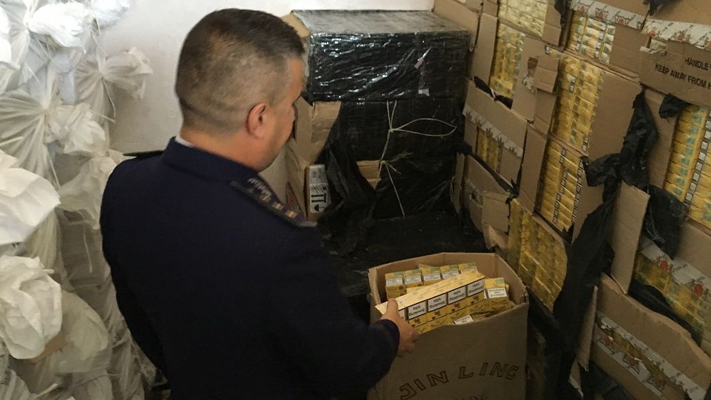 Contrabanda cu tigari: Razboi nevazut intre politisti si contrabandisti la granita romano-ucraineana