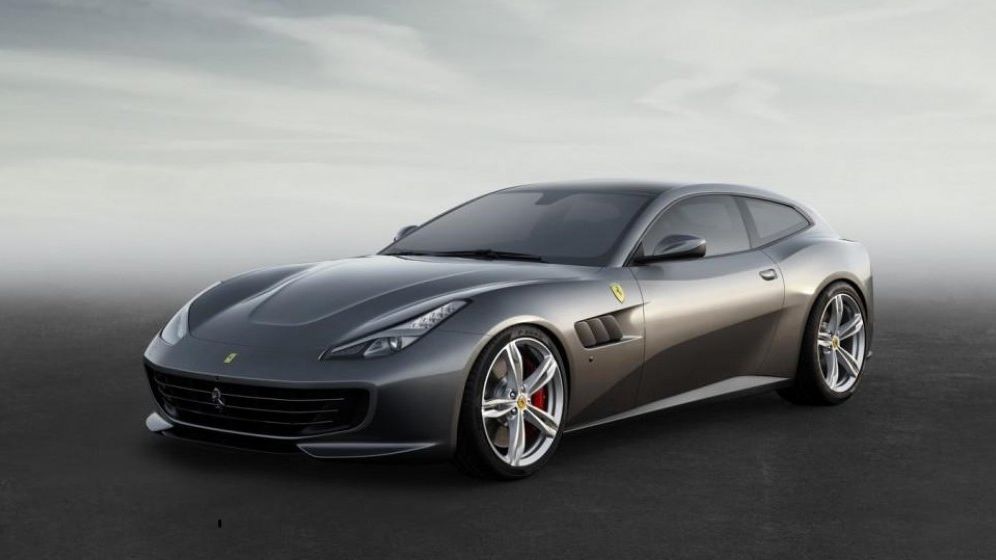 Ferrari-ul scos de eMAG la vanzare a fost 'vandut' pentru cateva ore