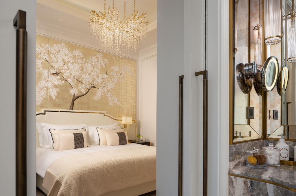 FOTO | Hotelul Corinthia se deschide: cum arată camerele și cât costă o noapte - Imagine 2