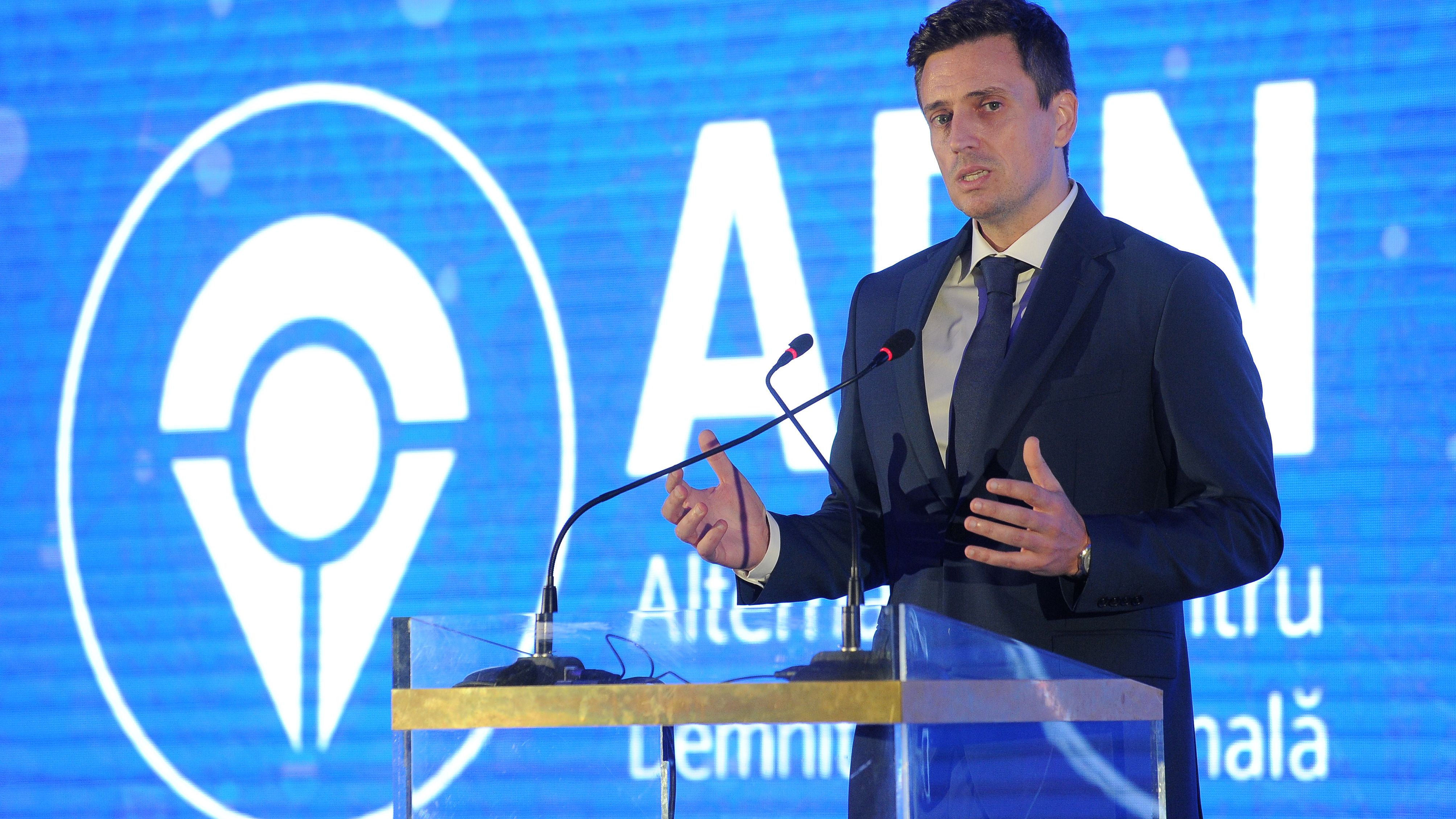 Catalin Ivan si-a depus candidatura pentru alegerile prezidentiale