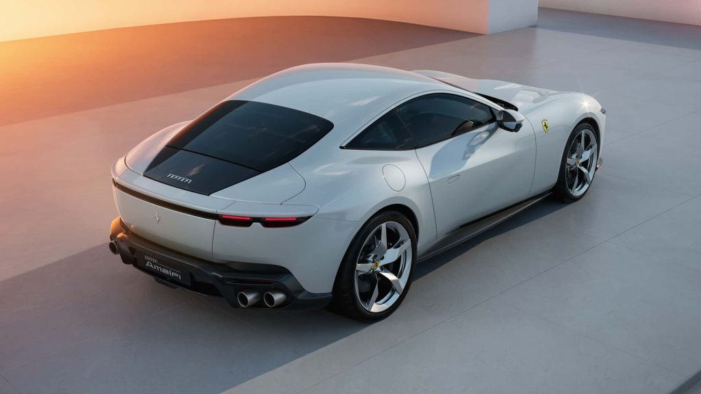 FOTO | Ferrari și-a prezentat noul model de buget. Are 4 locuri și un motor V8 - Imagine 10