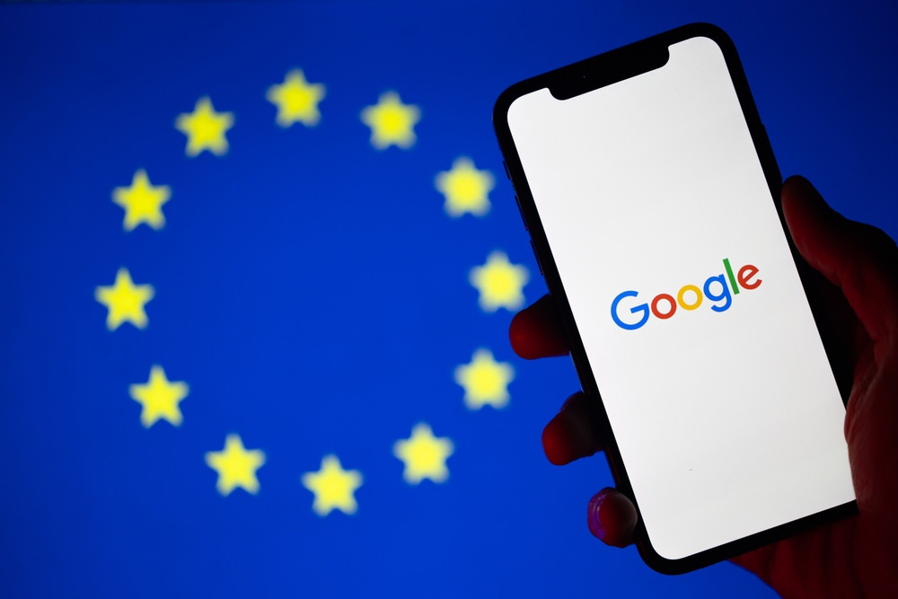Google cedează în fața presiunilor UE. Ce schimbă gigantul american în Europa