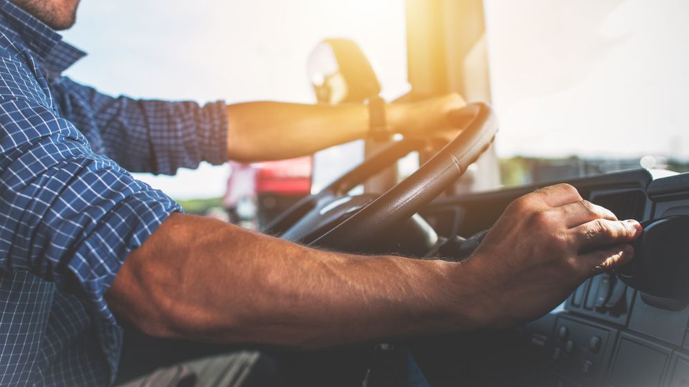 Locuri de muncă vacante în România și în Europa. E „foame” de lucrători în comerț și șoferi