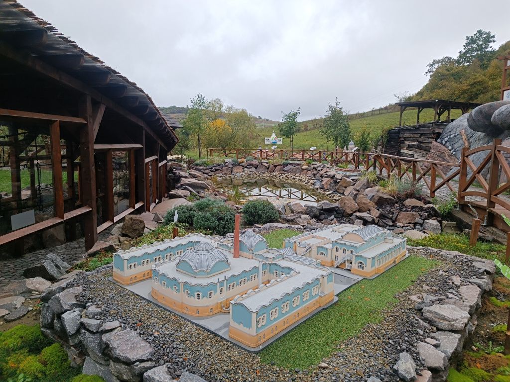 GALERIE FOTO: Parcul Mini Transilvania sau cum să faci un tur în Ardeal în mai puțin de o oră - Imagine 11