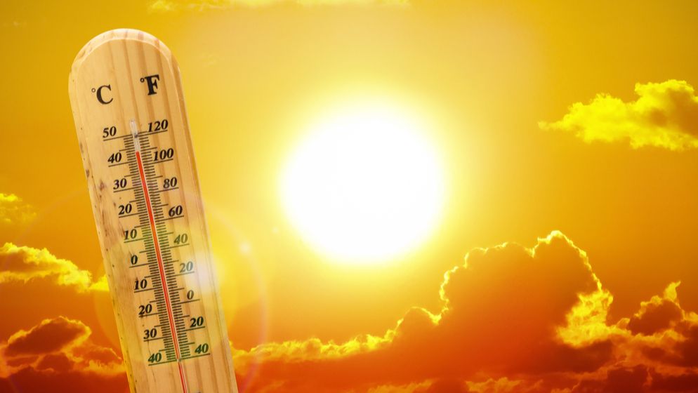 3 județe, sub Cod roșu de caniculă până luni dimineață. Specialiștii explică cum ne protejăm de căldura extremă