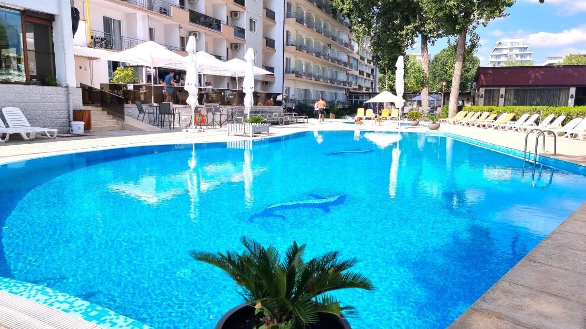 GALERIE FOTO | Paradis Hotels&Resorts a preluat hotelul Modern All Inclusive din Mamaia