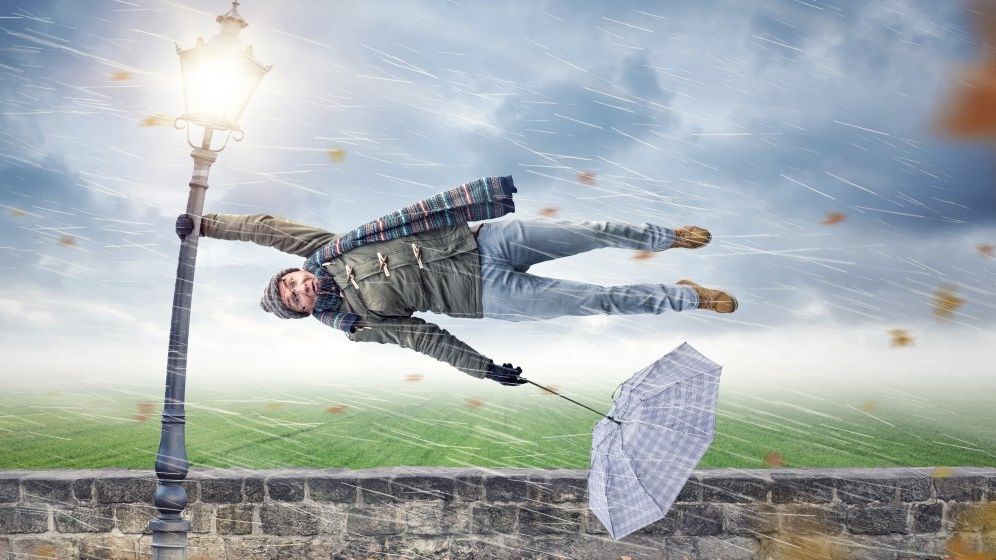 Prognoza ANM: Vânt puternic, ploi, lapoviță și ninsori. Cum va fi vremea în zilele următoare