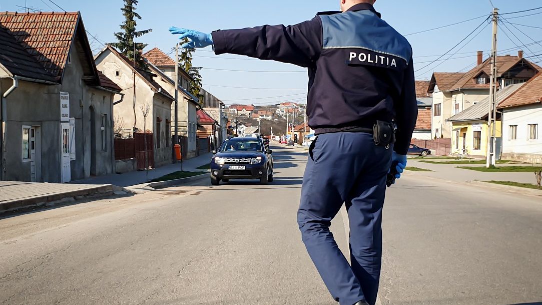 Dosar penal pentru un primar care oferea daruri în schimbul voturilor