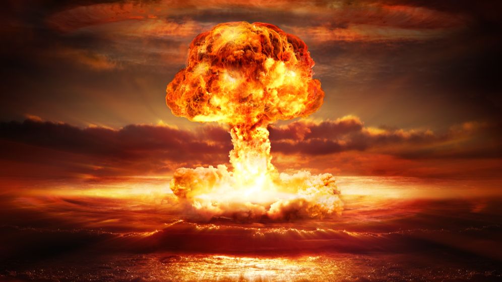 În ciuda eforturilor pentru dezarmare, Marea Britanie urmează să își mărească arsenalul nuclear