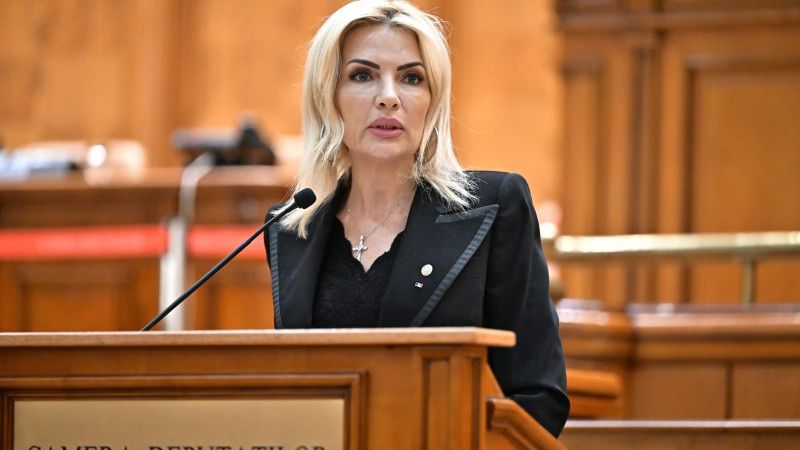 DIICOT extinde urmărirea penală în cazul Laurei Vicol. Fosta deputată PSD, acuzată de încă trei infracțiuni