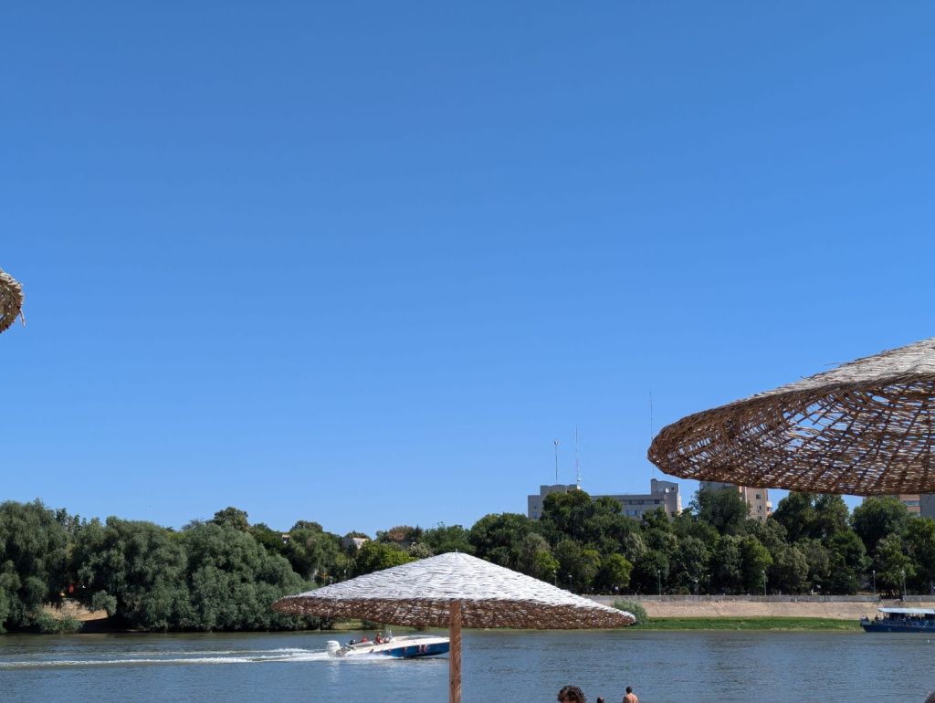 Samskara Beach: Cum arată plaja cu prețuri decente din apropierea Bucureștiului - Imagine 15
