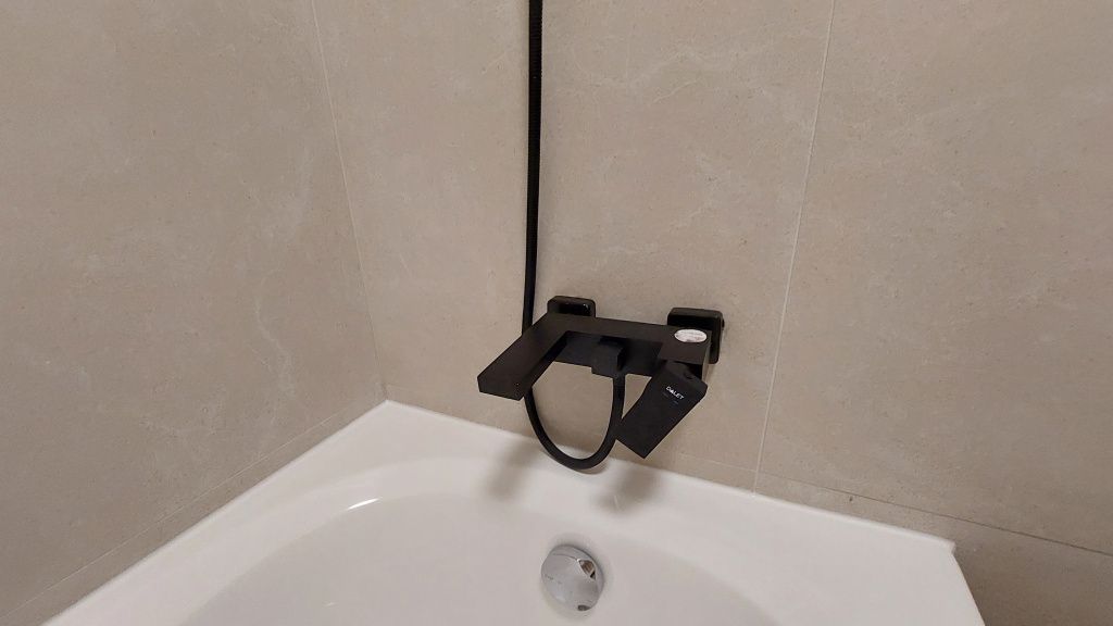 Cum arată un apartament nou de două camere într-un proiect din nordul Capitalei - Imagine 35
